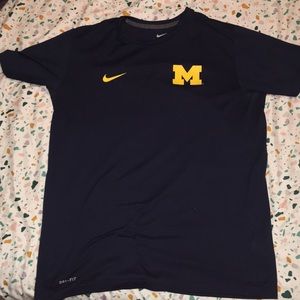 Nike Shirt